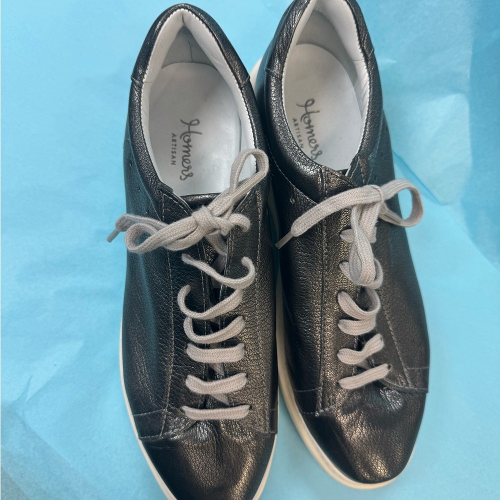 Metallic Leather Sneakers with White Soles - Picture 2 of 7